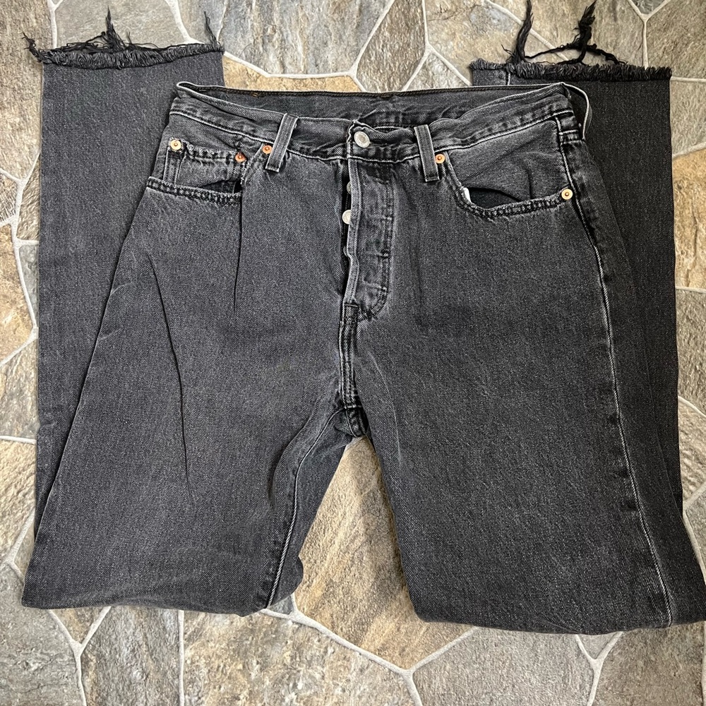 Black Levi 501 jeans